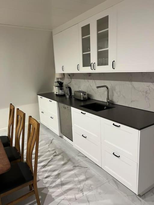 Haerligt Stort Boende I Perfekt Laege บูโรส ภายนอก รูปภาพ